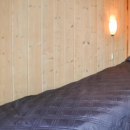 Hindbaervangen Iv * Oksbøl